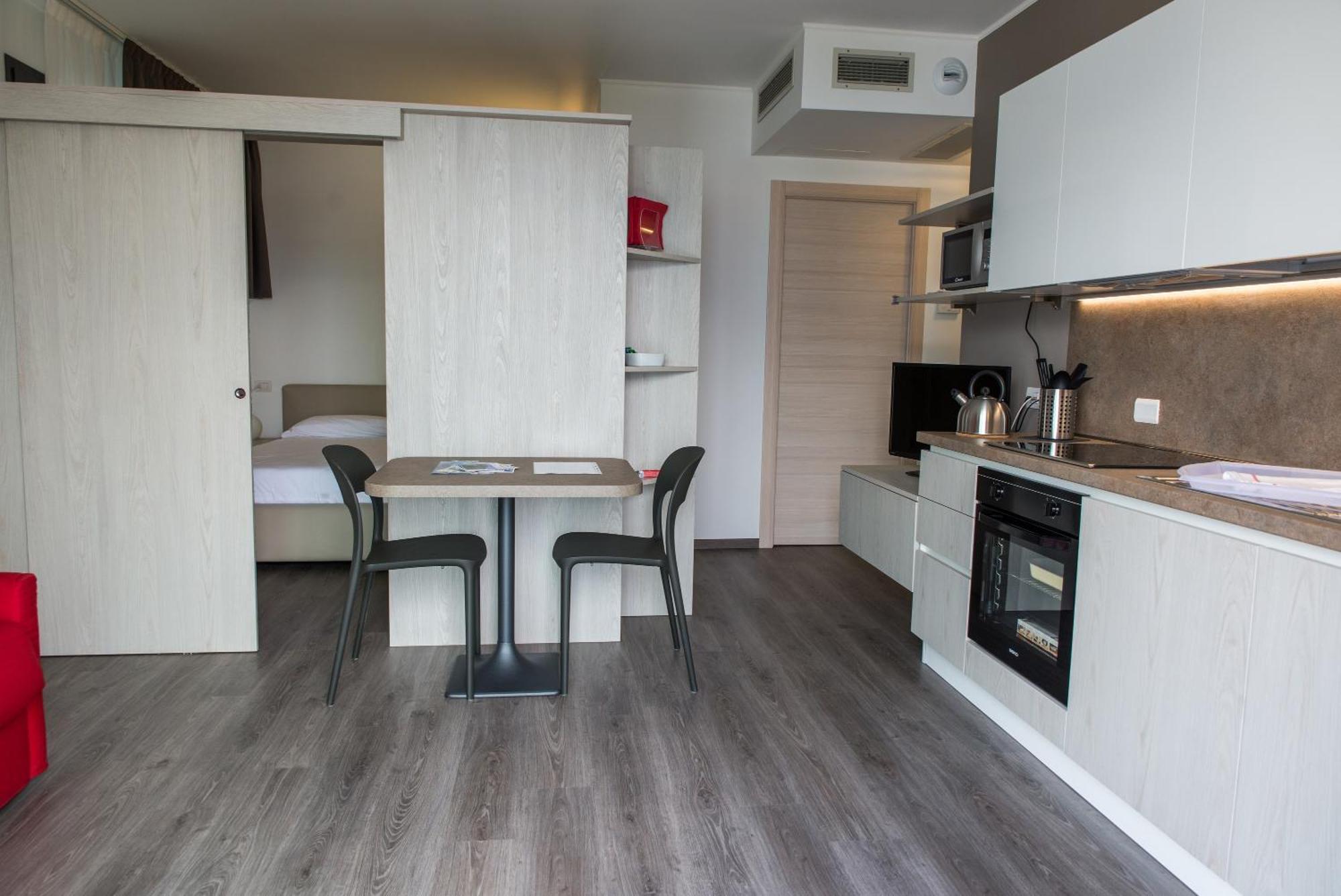 Residenza Luigina Apartment Varenna Phòng bức ảnh